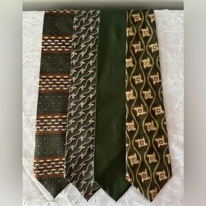 Bundle of 4 Men’s Elegant Green Patterned Ties Set